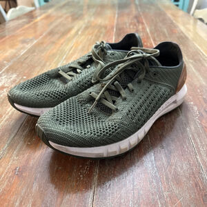 Under Armour HOVR Sonic Olive Green Gold Athletic Shoes Size 8 Mens